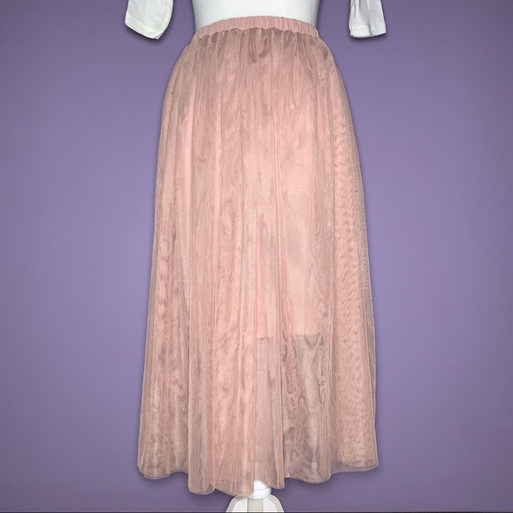 Pink Tulle Midi Skirt - Picture 5 of 9